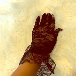 Lace Gloves